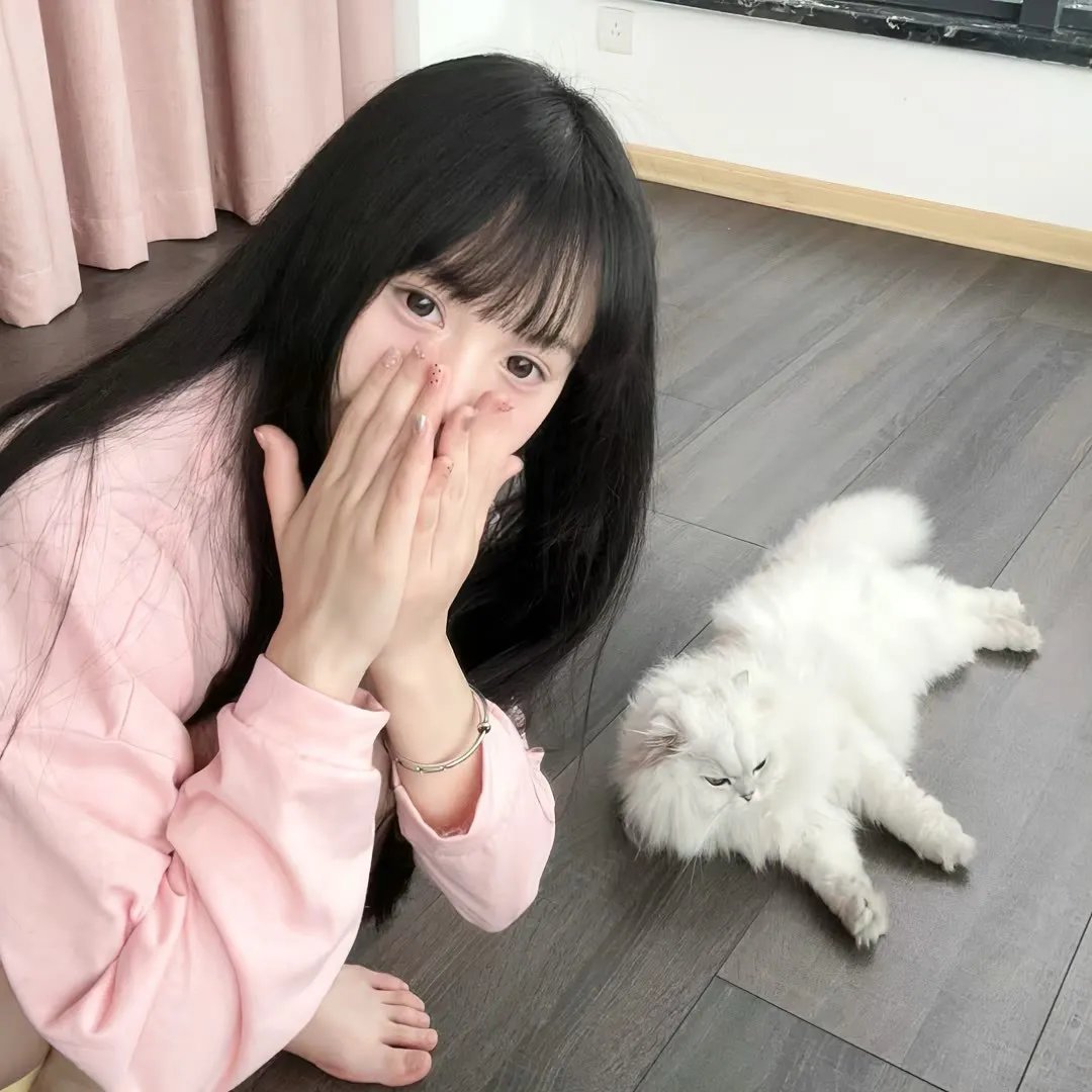 美女别倒贴，我不做裙下之臣